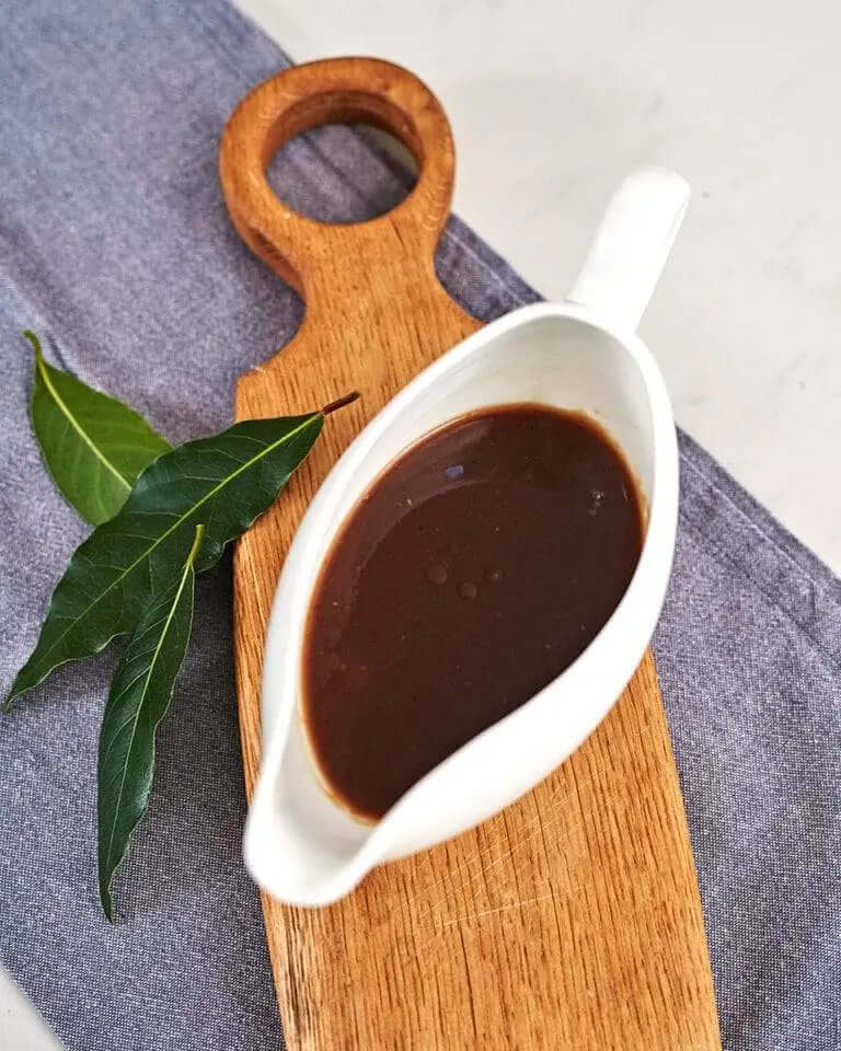 Easy-Peasy Gravy - The Fat Butcher
